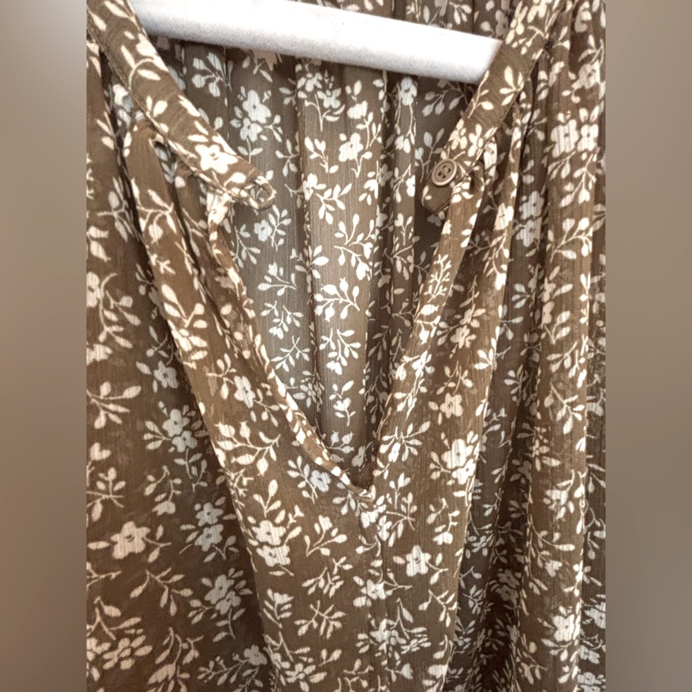 Uniqlo sheer tiered floral print tank - Picture 5 of 6